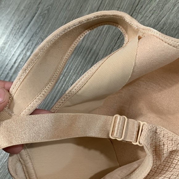 Wacoal Awareness Wireless Nude/Beige Bra size 38G - Picture 5 of 12